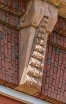 Console met golfstructuur.
<br/>
Marcel Westhoff, juni 2018